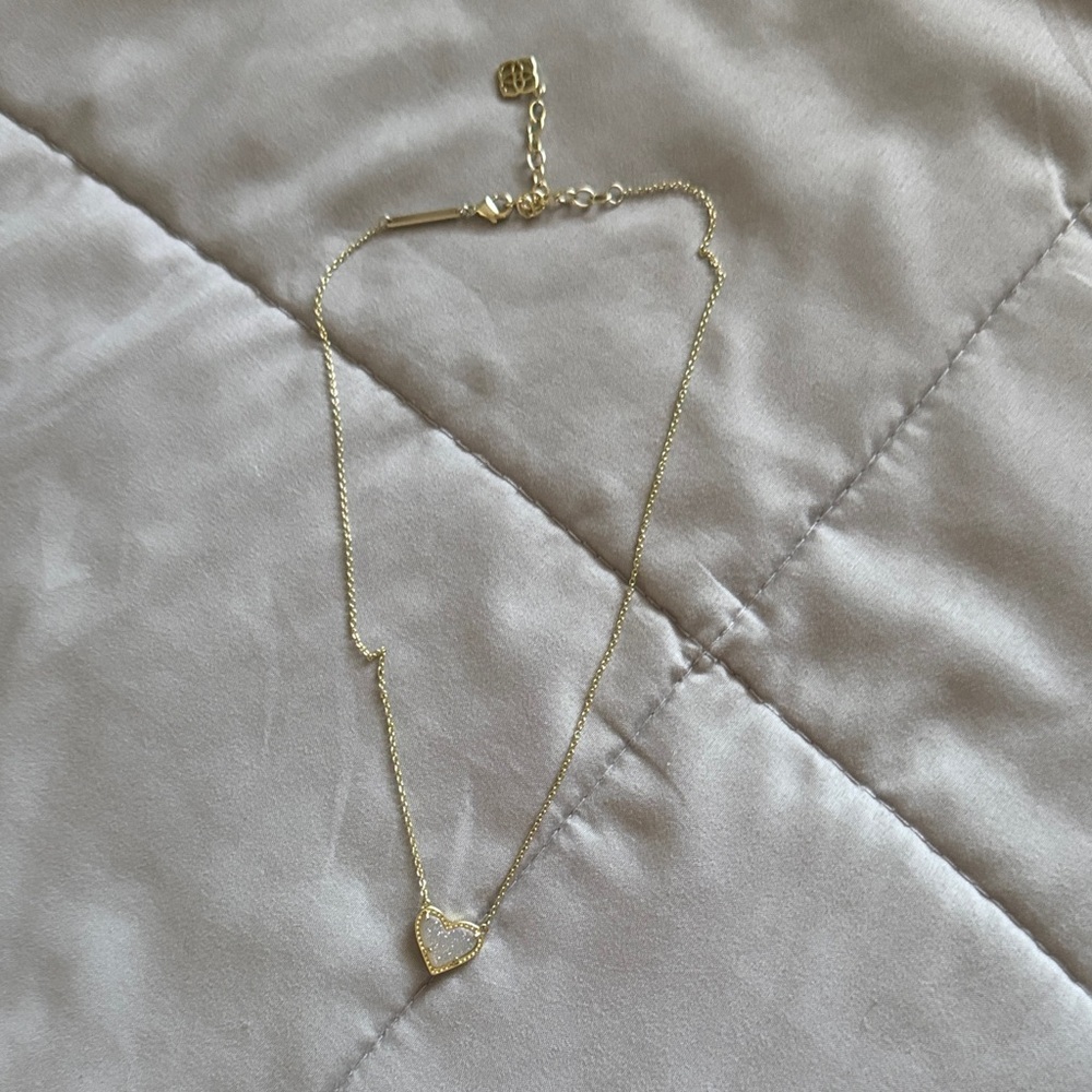 Kendra Scott Gold Heart Necklace